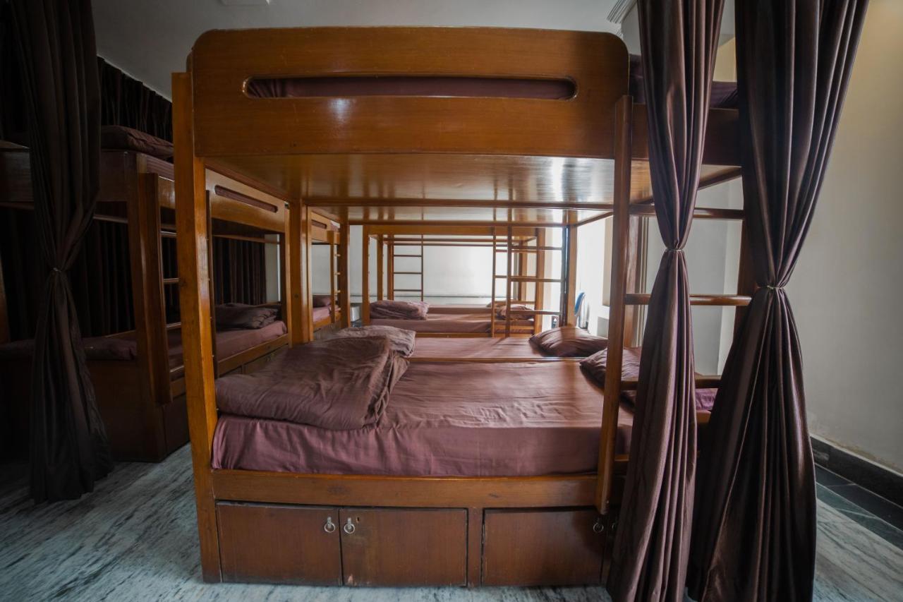 Pearl Courtyard Dormitory Varanasi Exterior foto