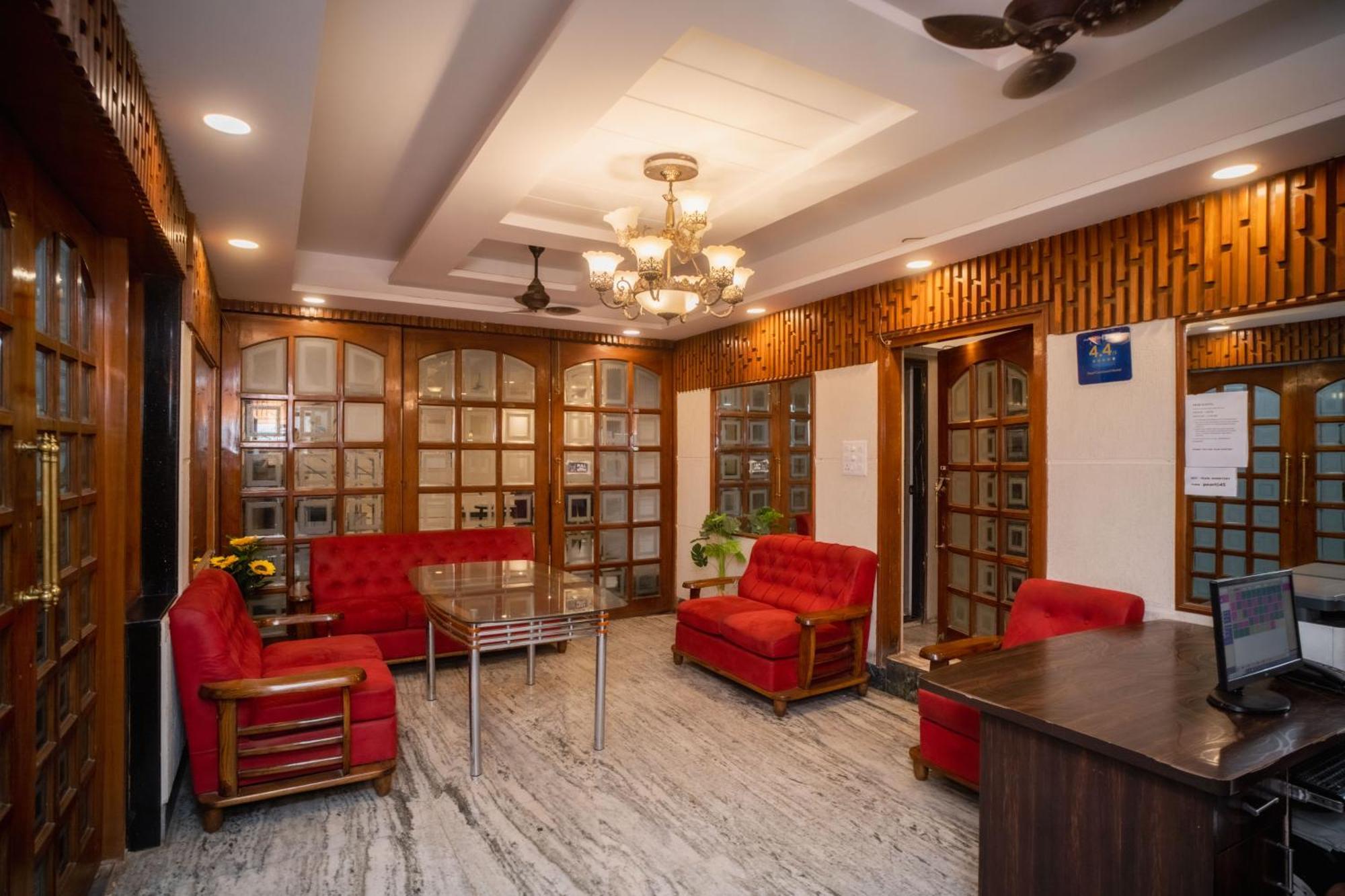 Pearl Courtyard Dormitory Varanasi Exterior foto